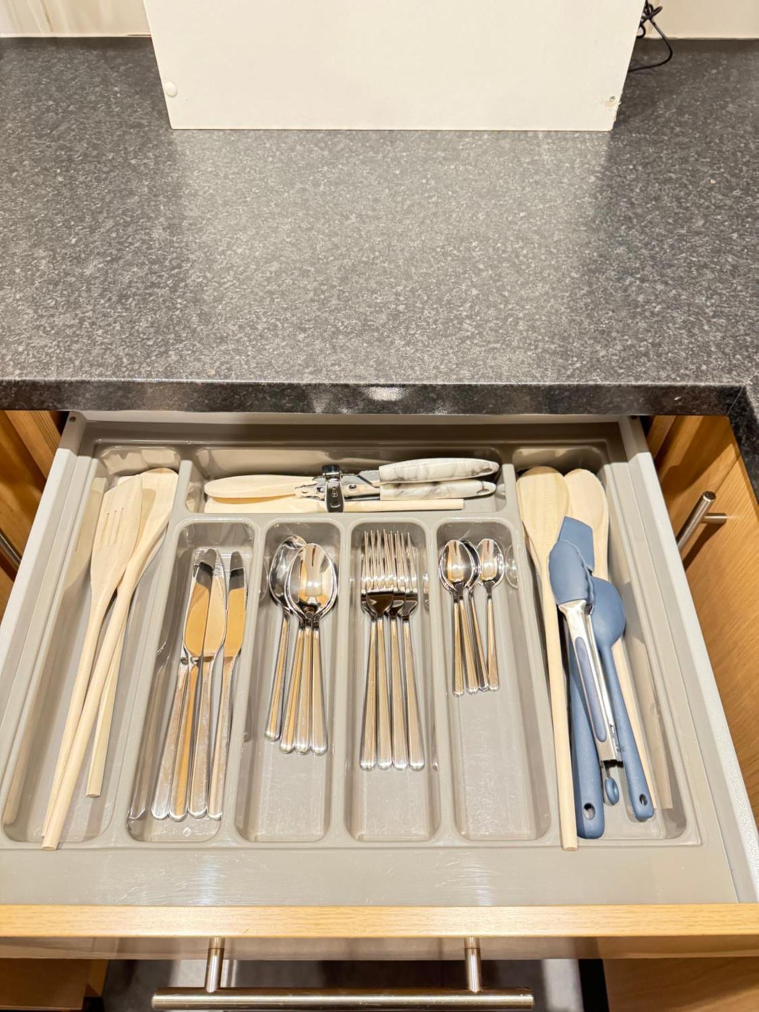 The Vogue Stay, 3 Bedrooms, 2 Bathrooms, Ideal For Jr & Oxford Hospitals, Free Carpark, Conveniently Located For Ring Road Access, 2 Miles From Oxford City Centre Easy Car & Bus Route Eksteriør bilde