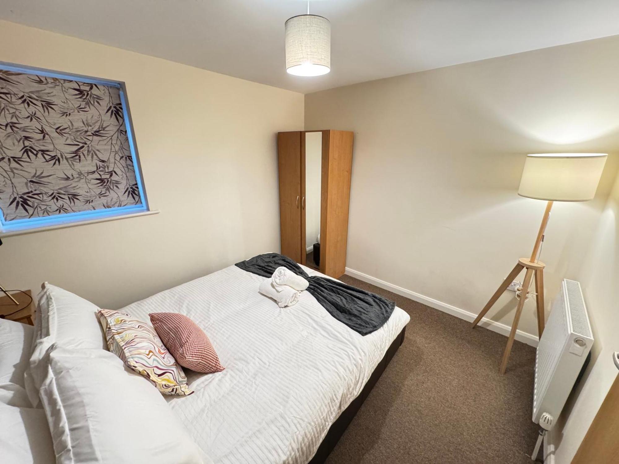 The Vogue Stay, 3 Bedrooms, 2 Bathrooms, Ideal For Jr & Oxford Hospitals, Free Carpark, Conveniently Located For Ring Road Access, 2 Miles From Oxford City Centre Easy Car & Bus Route Eksteriør bilde